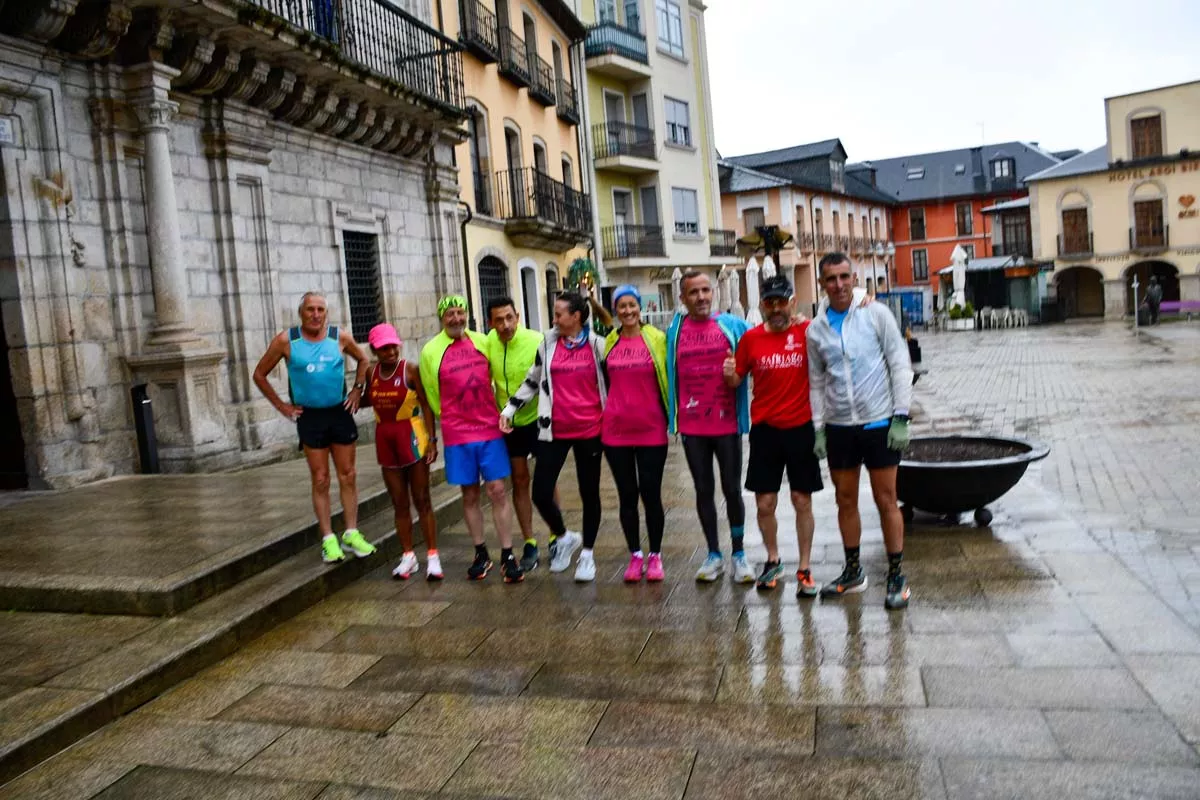 Carrera 'A Santiago contra el cáncer' en Ponferrada