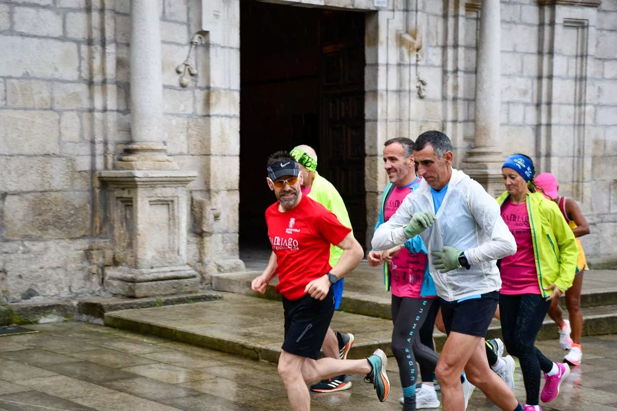 Carrera 'A Santiago contra el cáncer' en Ponferrada