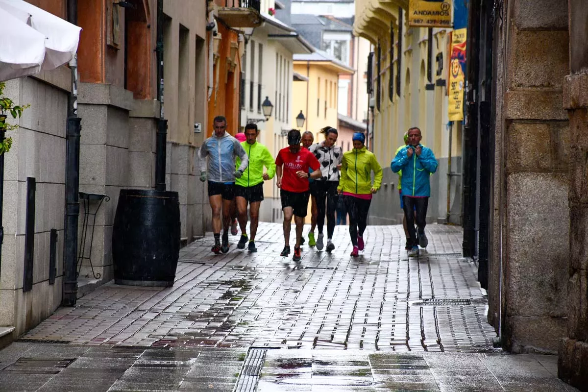 Carrera 'A Santiago contra el cáncer' en Ponferrada