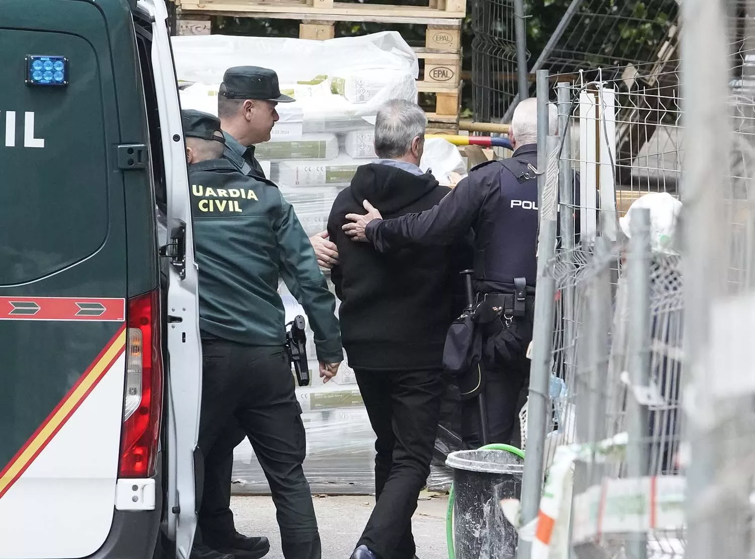 César Sánchez, ICAL. El Juzgado de los Penal Ponferrada acoge el juicio contra el exconcejal de Ponferrada, Pedro Muñoz, y sus dos hijos por un presunto delito de alzamiento de bienes.