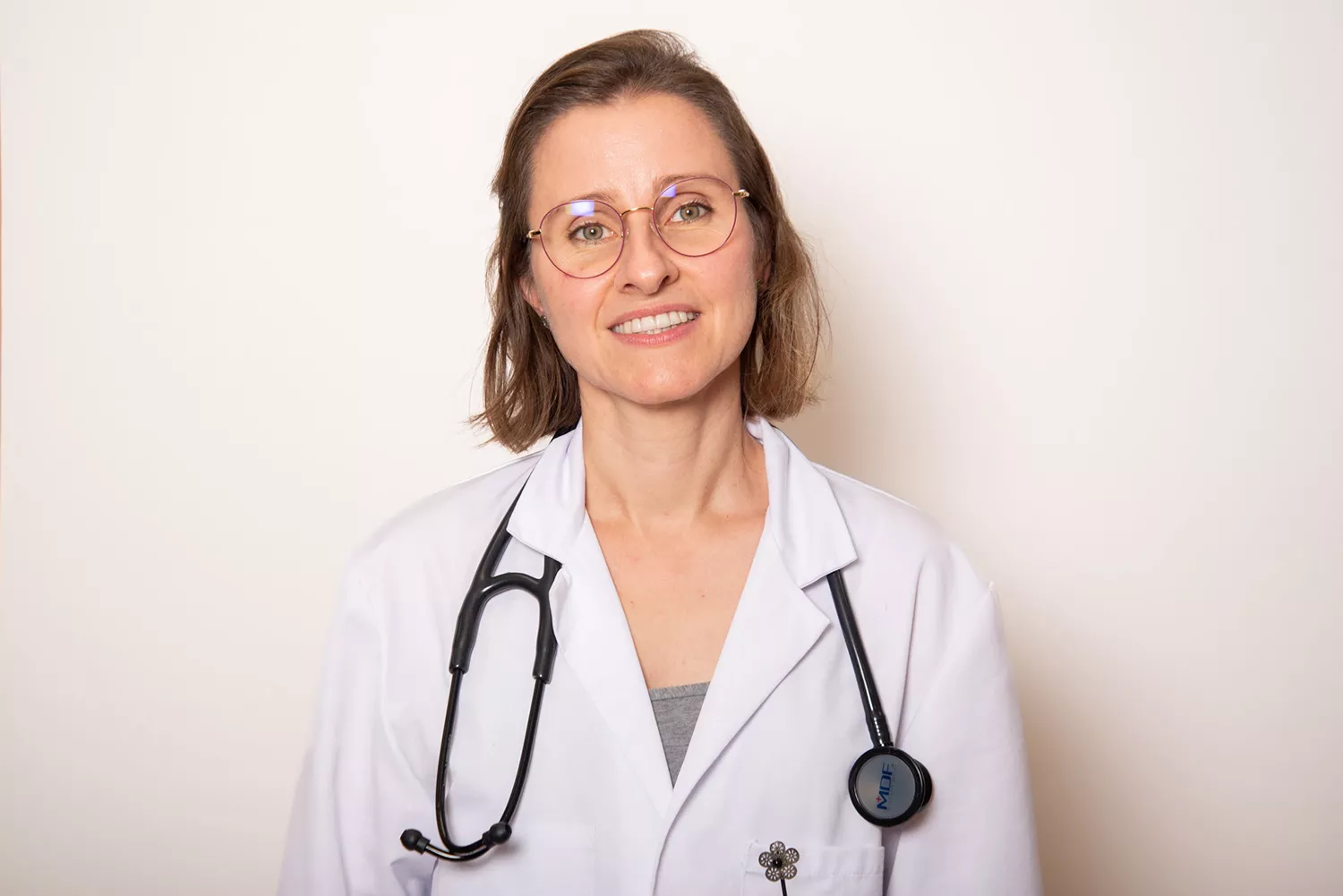 DRA. JULIA MARTIN CARDIOLOGA (Valoración cardiológica precoz después de ingreso hospitalario)