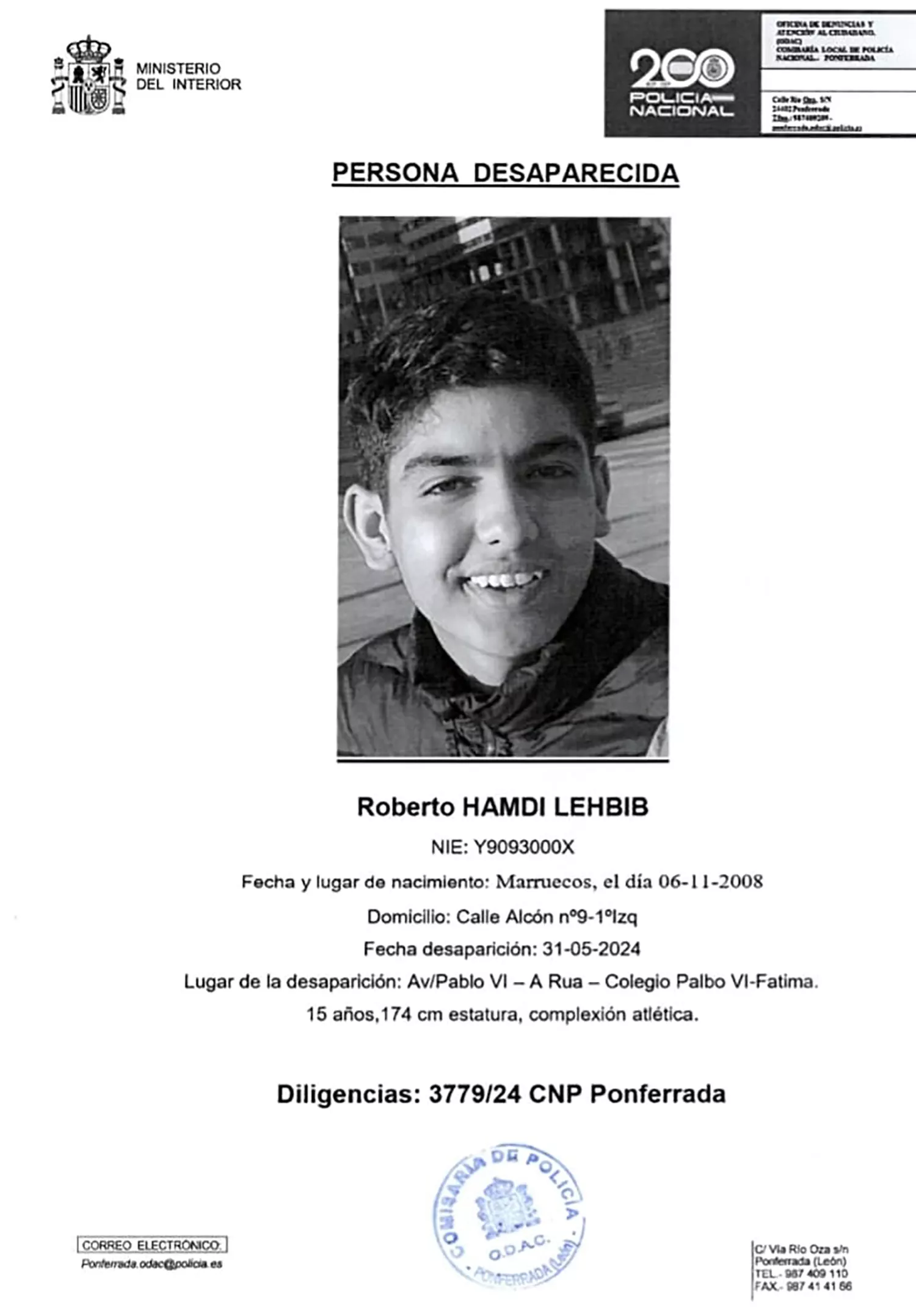 La Asociación Amigos del Pueblo Saharaui denuncia la desaparición de un joven de 15 años y que responde al nombre de Roberto Hamdi Lehbib que este viernes, 31 de mayo, se escapó del internado en el que se encontraba en A Rúa