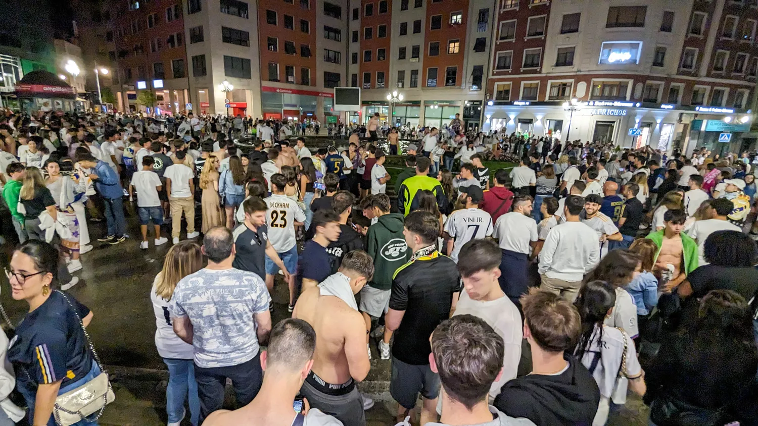 Ponferrada celebra el triunfo del Real Madrid (11)