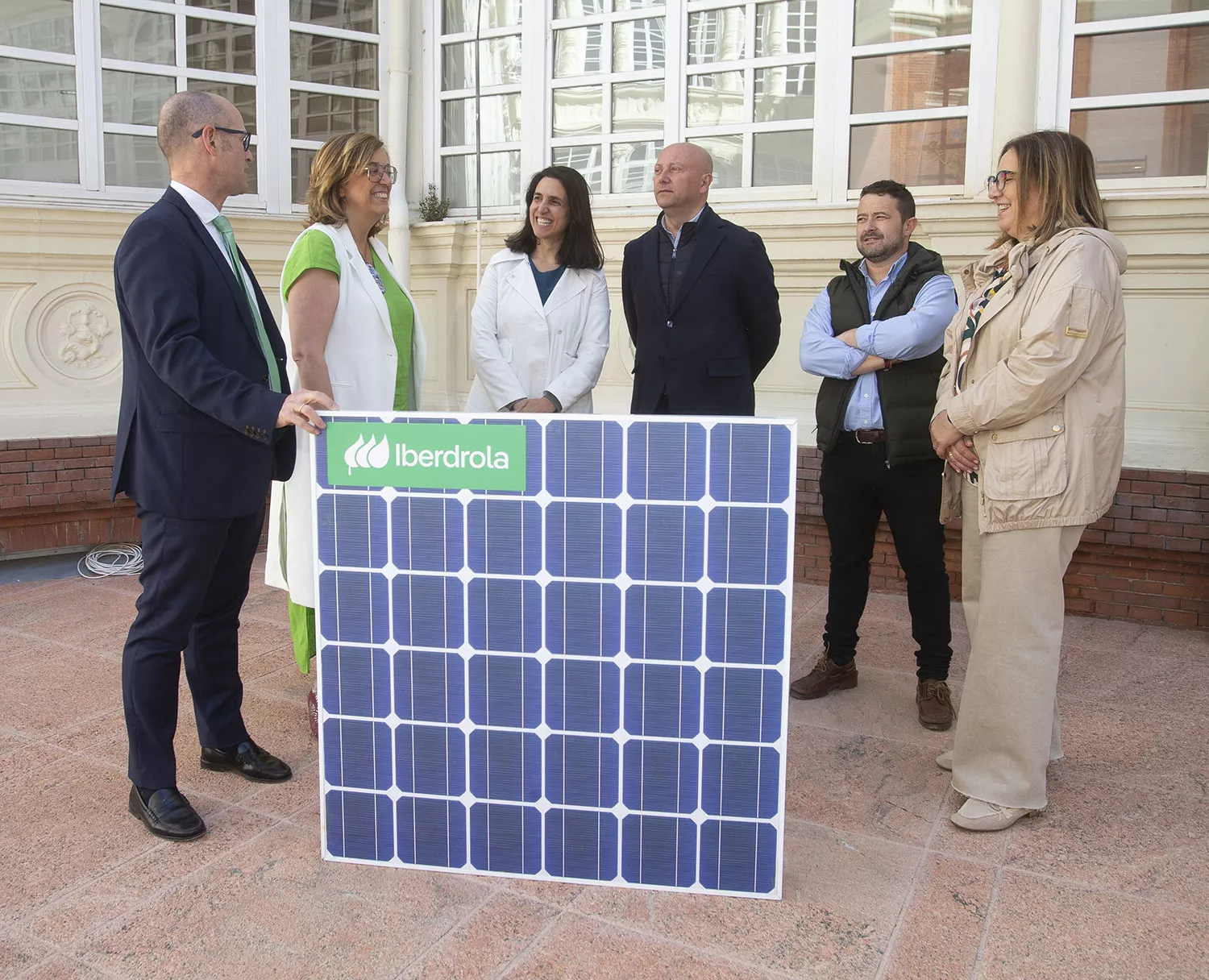 Foto de familia II PREMIOS IBERDROLA CONVIVE 