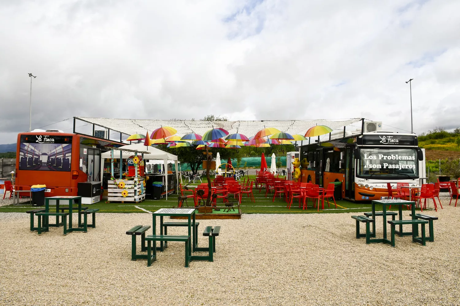 La Finca food bus (4)