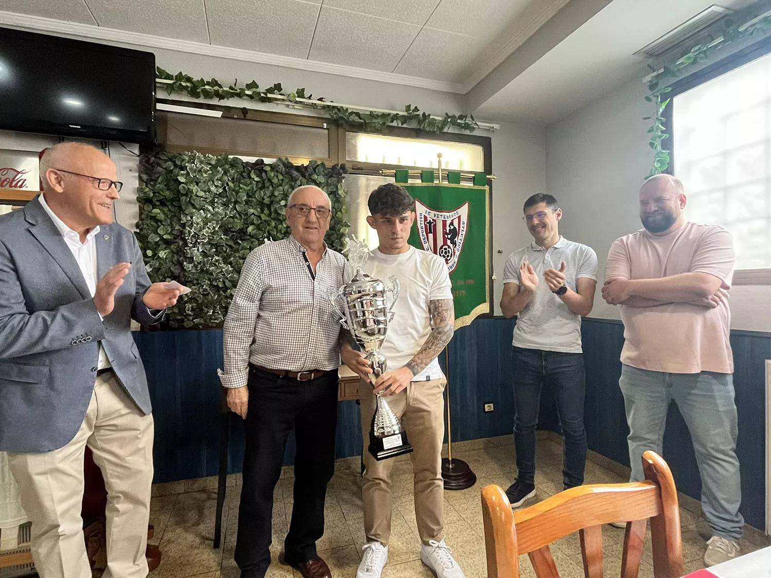 Abel de Prado e Iván Tato, galardonados por la Asociación de Veteranos del Atlético Bembibre 2