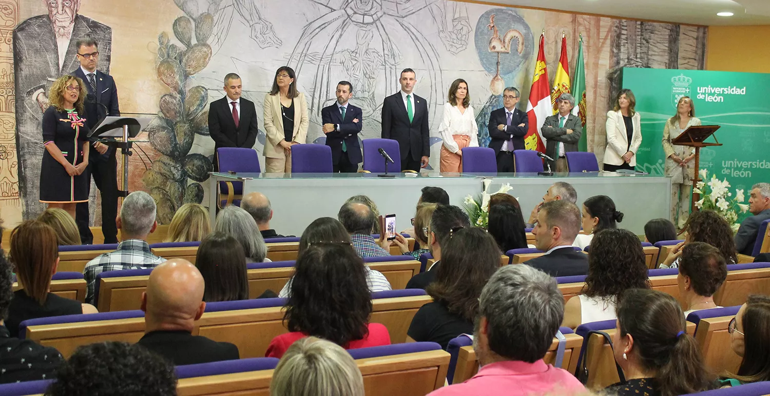 Intervención de Pilar Marqués y Julio Abad 