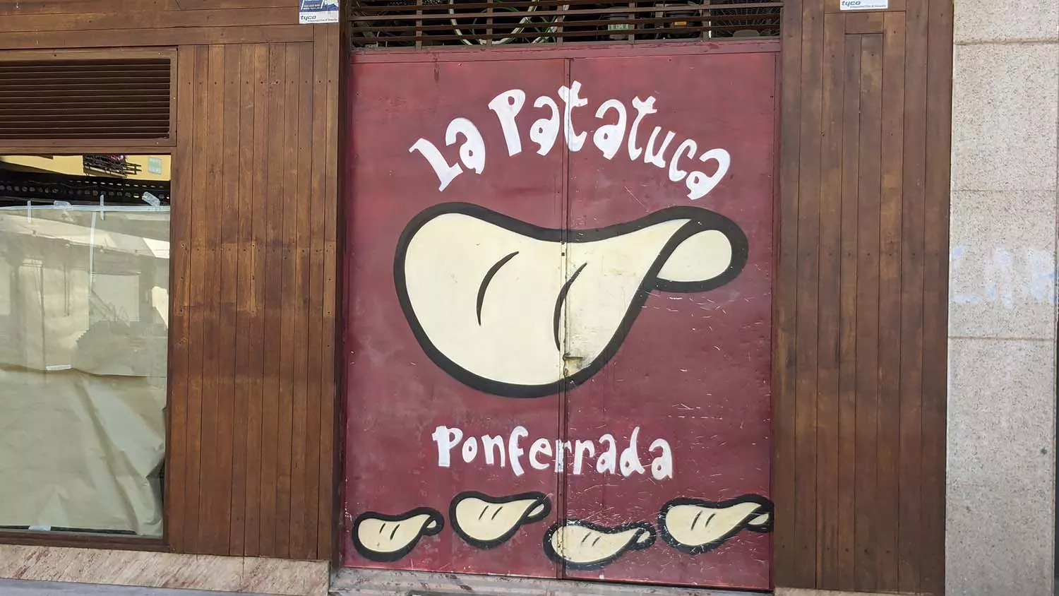 Local de La Patatuca que ocupará el nuevo Bar La Berza 