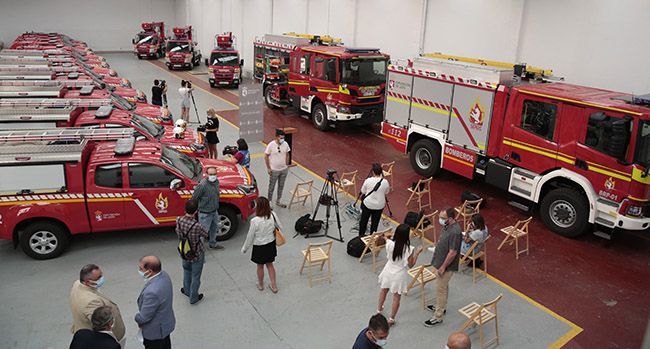 El presidente de la Diputación de León informa sobre los avances para los parques provinciales de bomberos