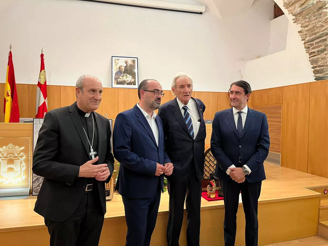 Acto homenaje a Luis del Olmo en el Museo de la Radio de Ponferrada (4)