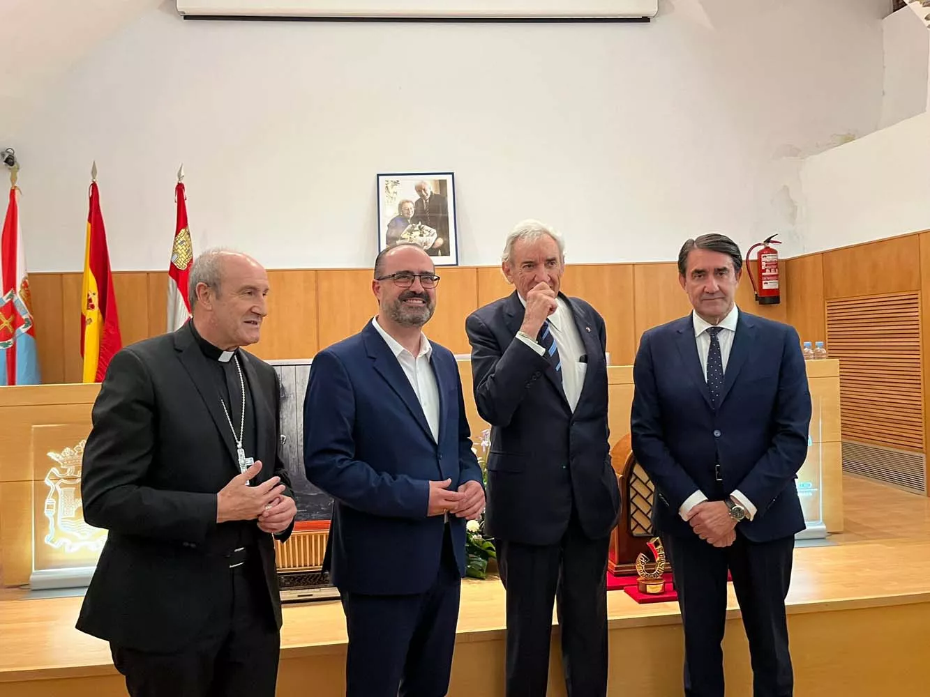 Acto homenaje a Luis del Olmo en el Museo de la Radio de Ponferrada (3)