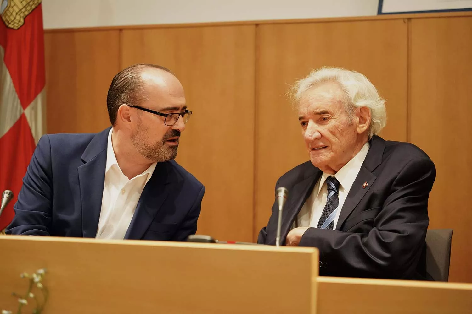 Acto homenaje a Luis del Olmo en el Museo de la Radio de Ponferrada.