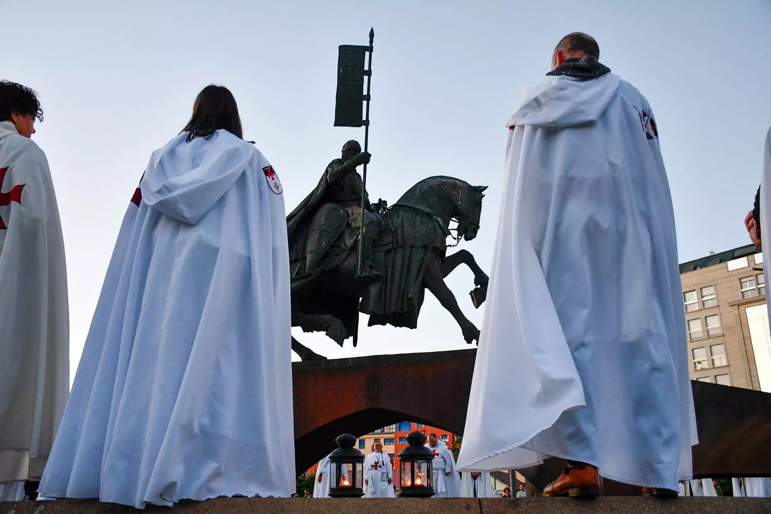 Imposición de la capa al caballero templario (15)