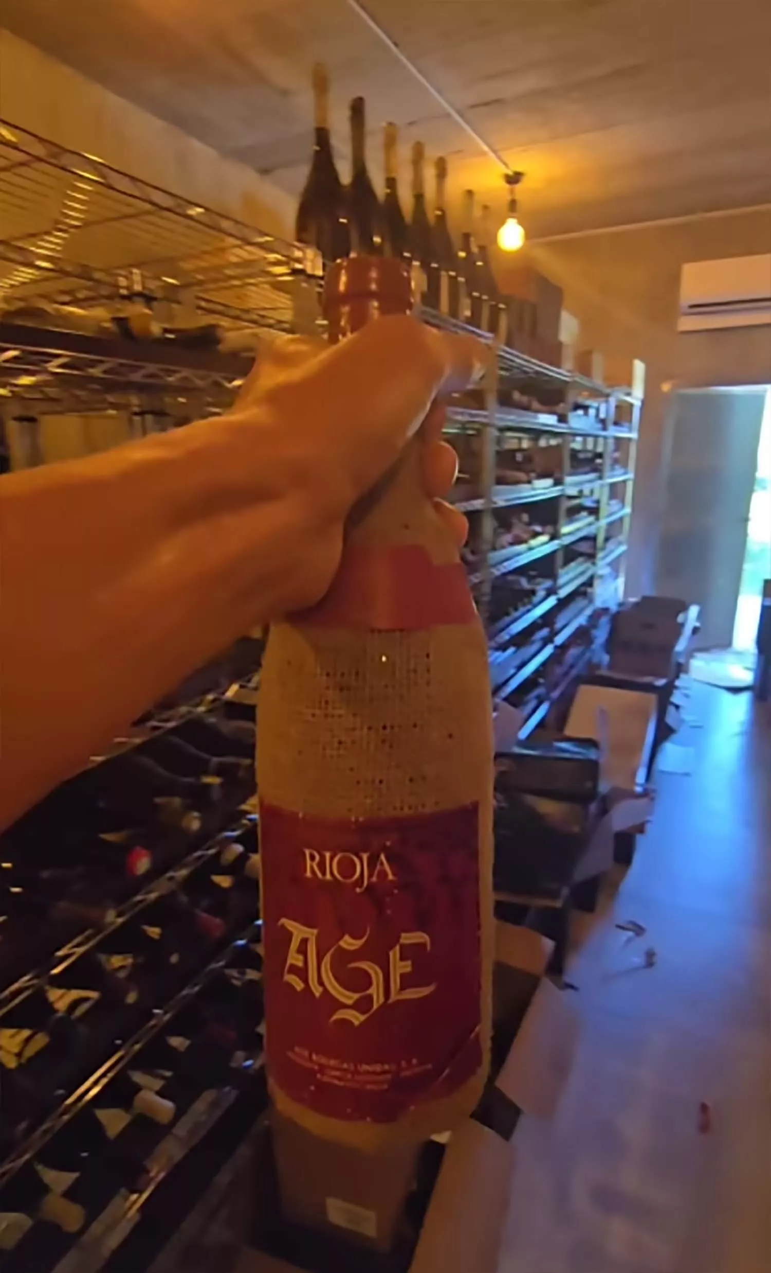 Uno de los vinos de la bodega de Rául Pérez