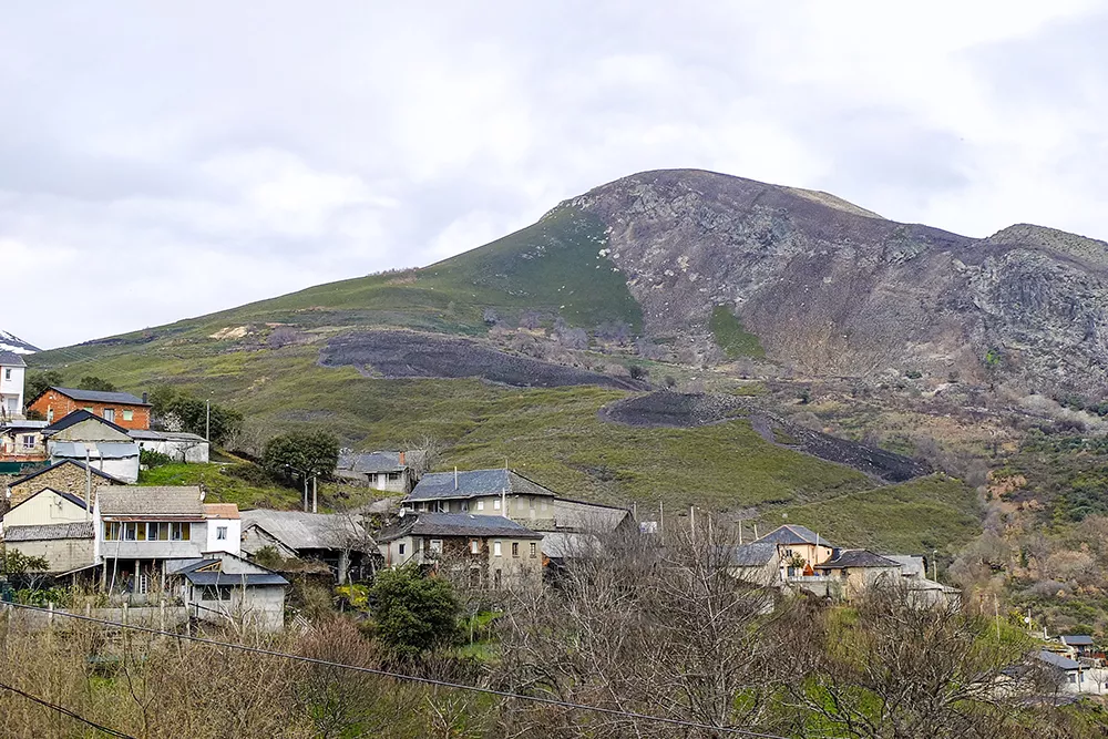 San Pedro de Paradela