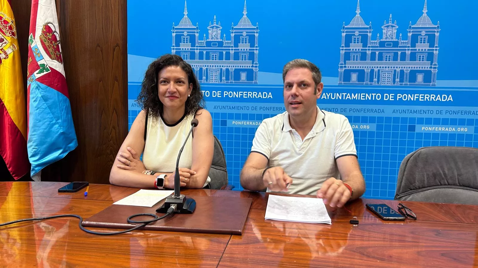 Lidia Coca e Iván Alonso durante la rueda de prensa sobre el proyecto del Castillo de Ponferrada este viernes