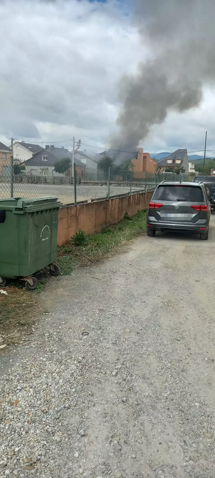 Incendio de varias casa en Cacabelos (2)