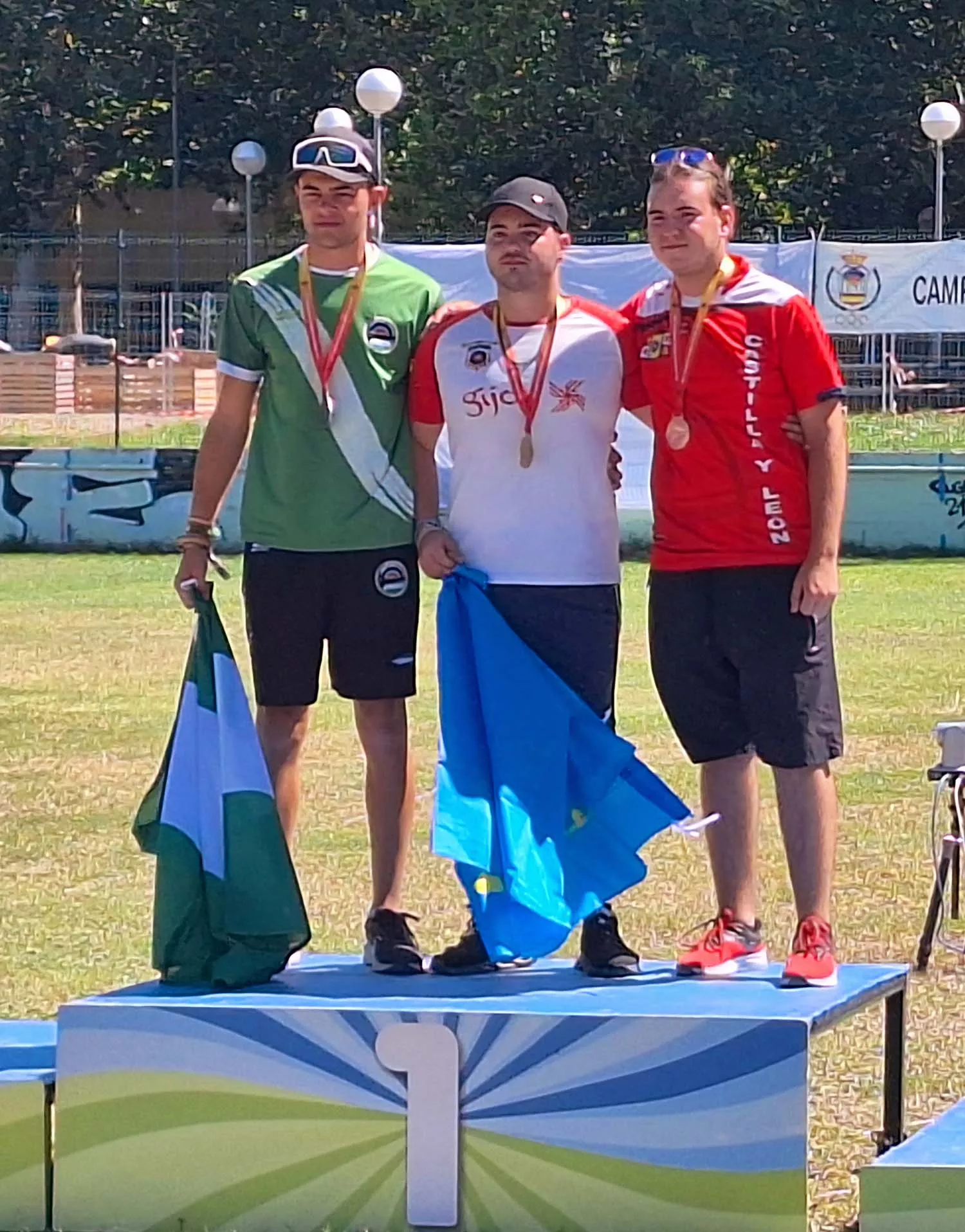 El berciano Héctor González consigue el tercer puesto en la categoría junior