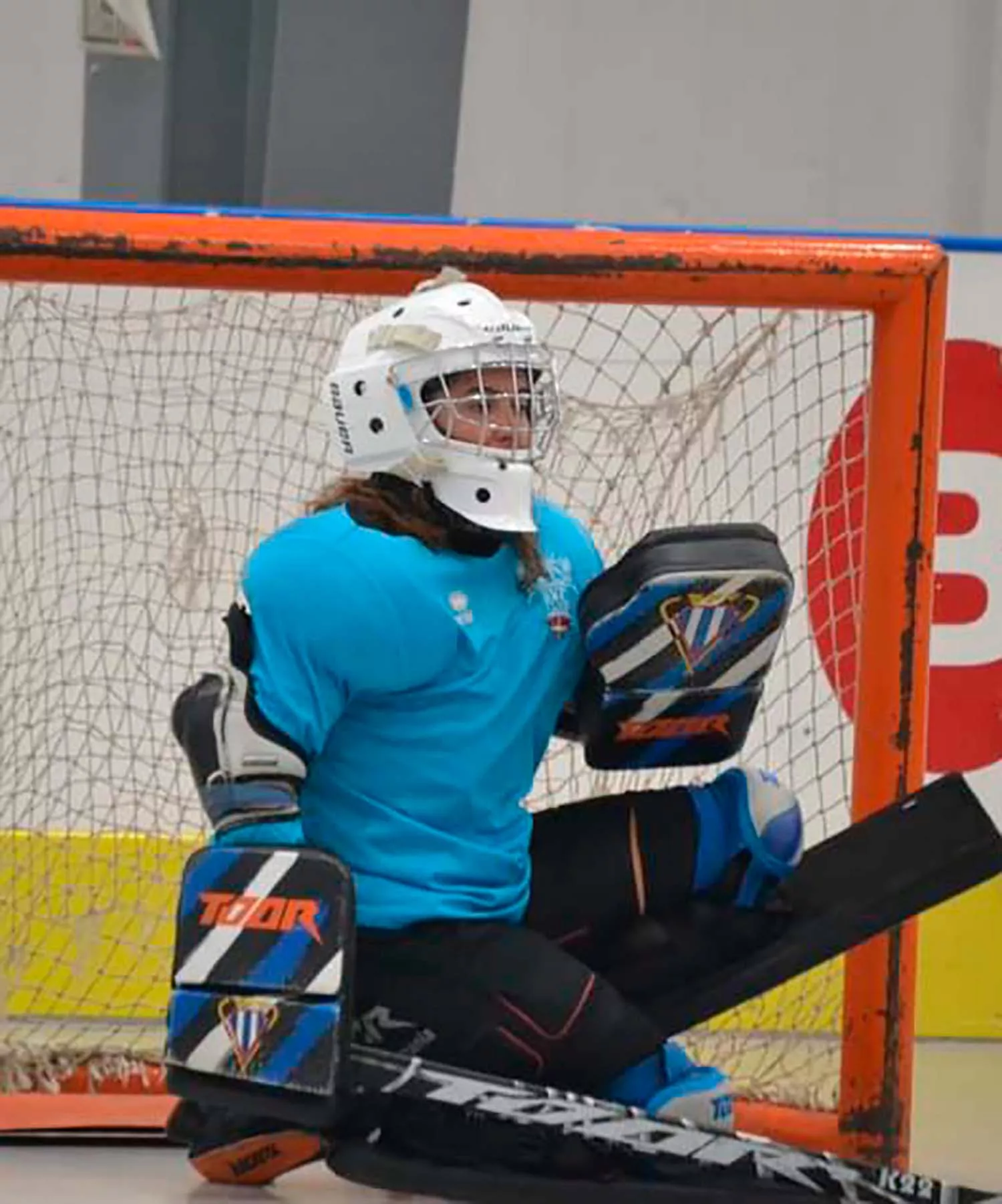 Bembibre Hockey Club blinda su portería con Uxúe Otegi 1