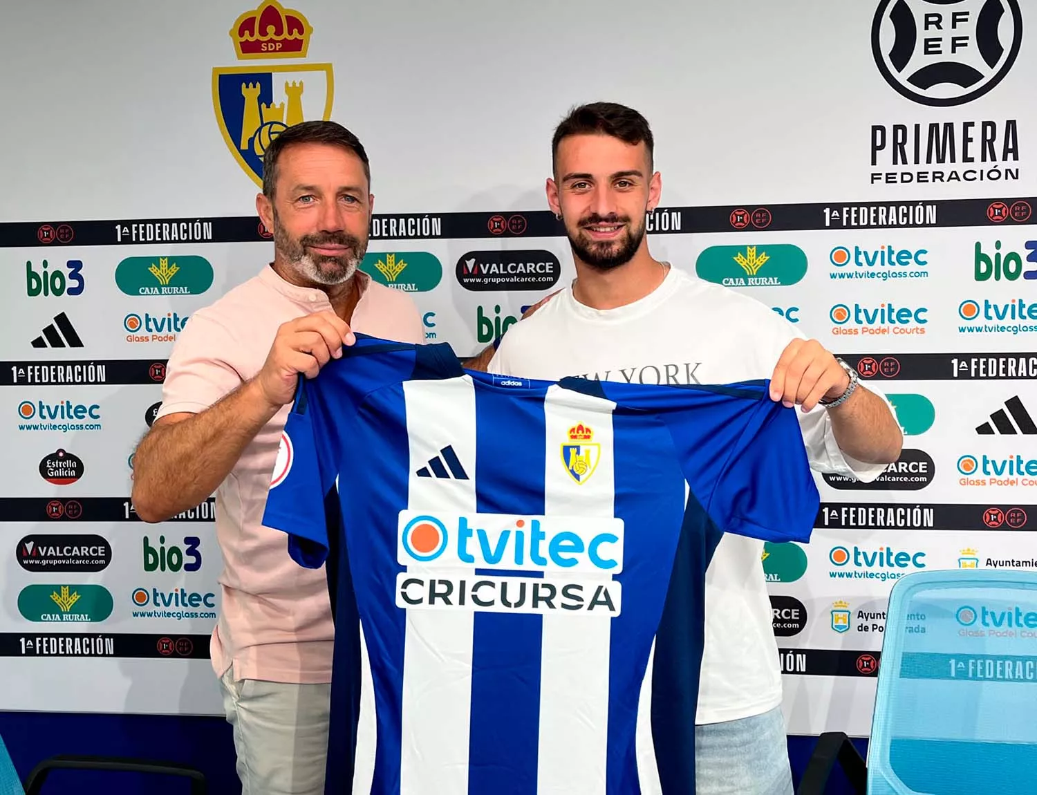 Presentación de José Luis Cortés como nuevo jugador de la SD Ponferradina