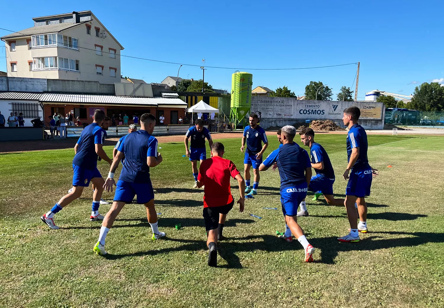 Imagen del partido entre la Ponferradina y el Tudelano | Foto: twitter de la Ponferradina