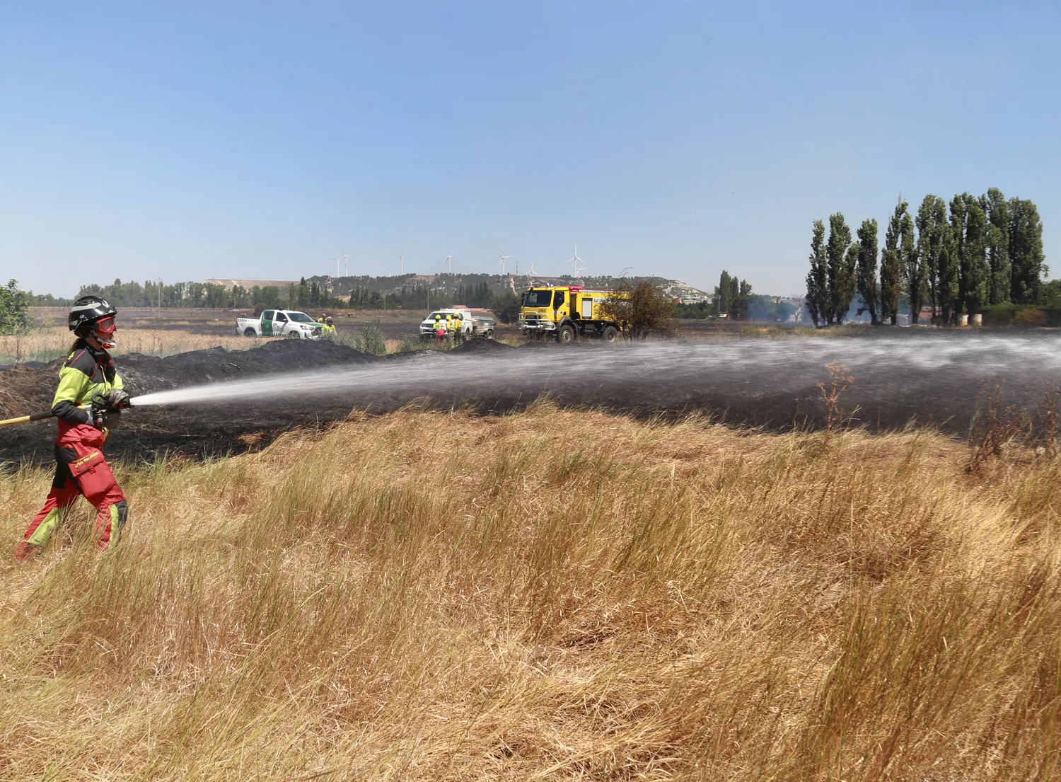   Incendio en unas tierras de cultivo en Palencia