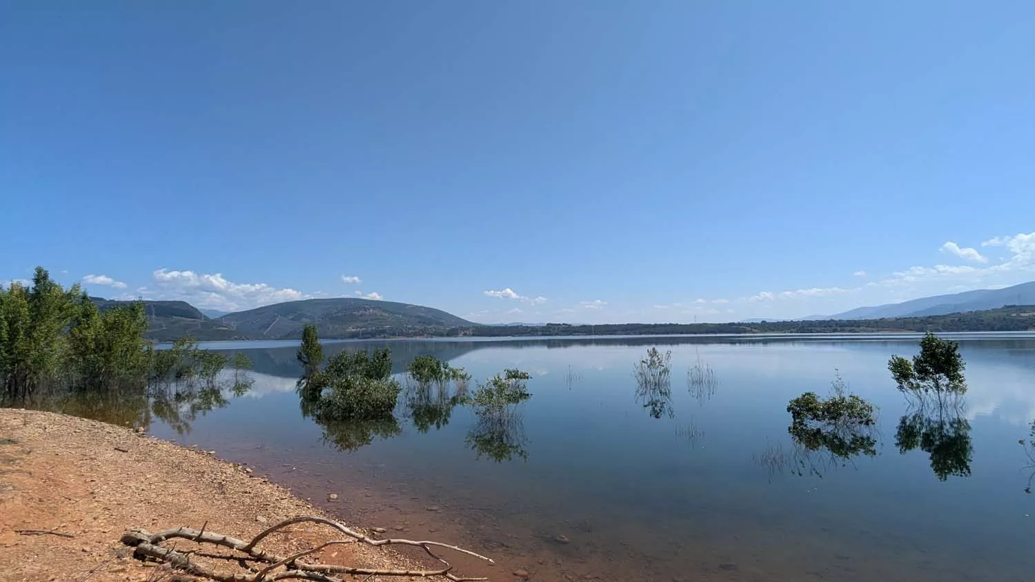 El pantano de Bárcena a 1 de agosto (2)