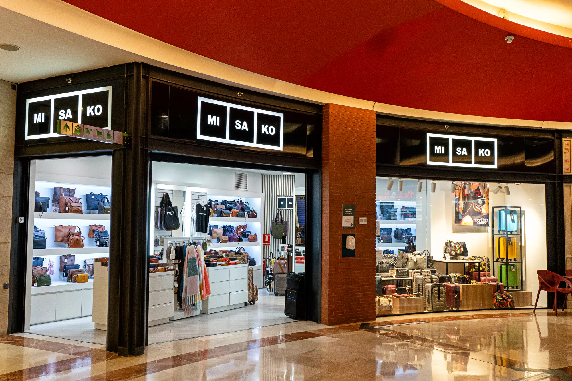 Tienda Misako ubicada en el Centro Comercial y de Ocio Espacio León