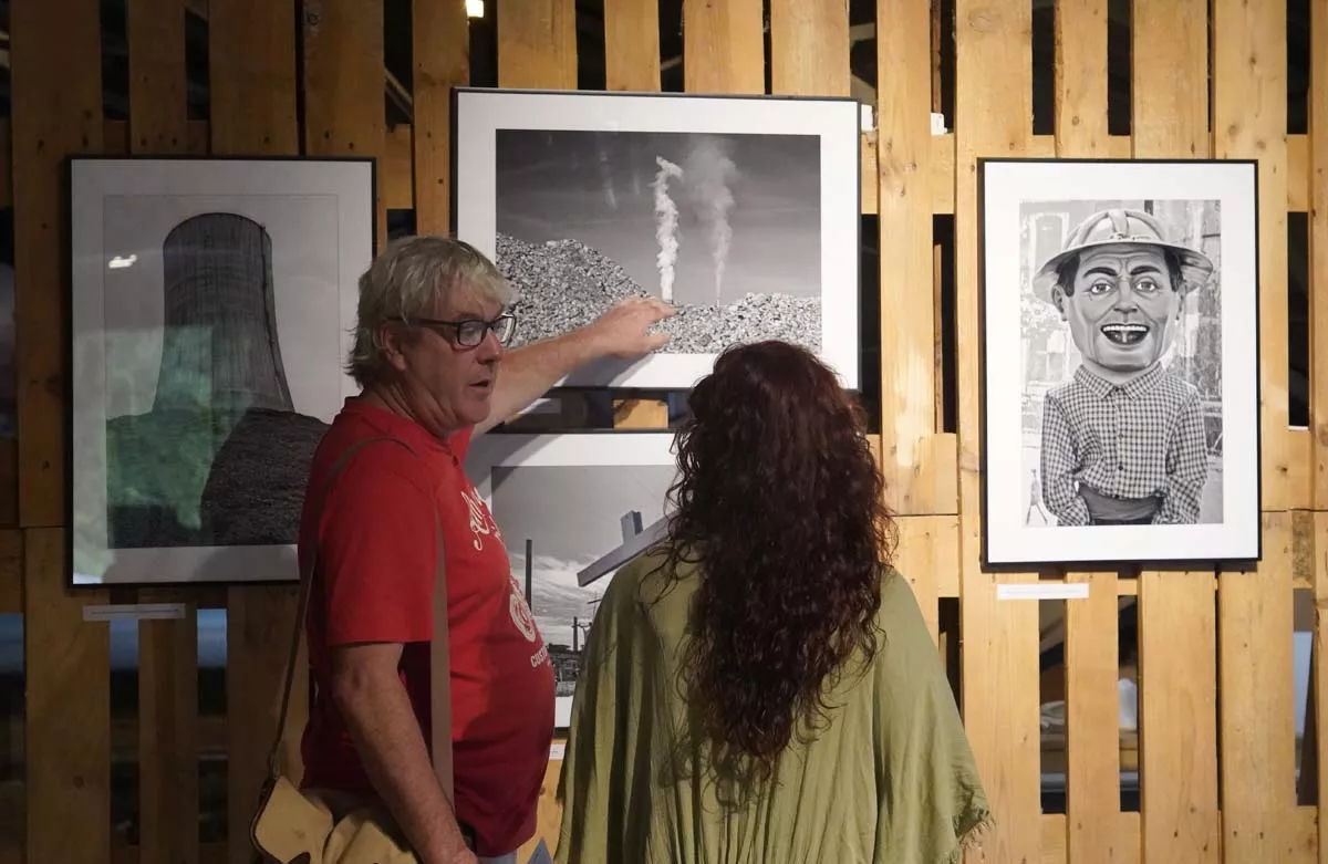 Presentación de la exposición 'Tierra negra. Minas y mineros' en Ponferrada