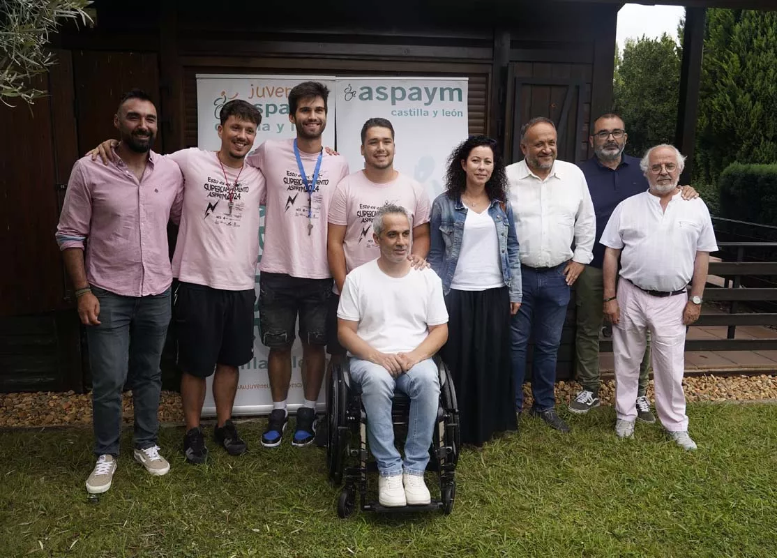 El presidente de la Diputación de León, Gerardo Álvarez Courel en la inauguración del campamento del Bosque de los Sueños de Aspaym | César Sánchez - ICAL