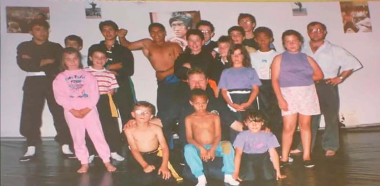 Los Forzudos de Astorga en la escuela de Bembibre, año 1989