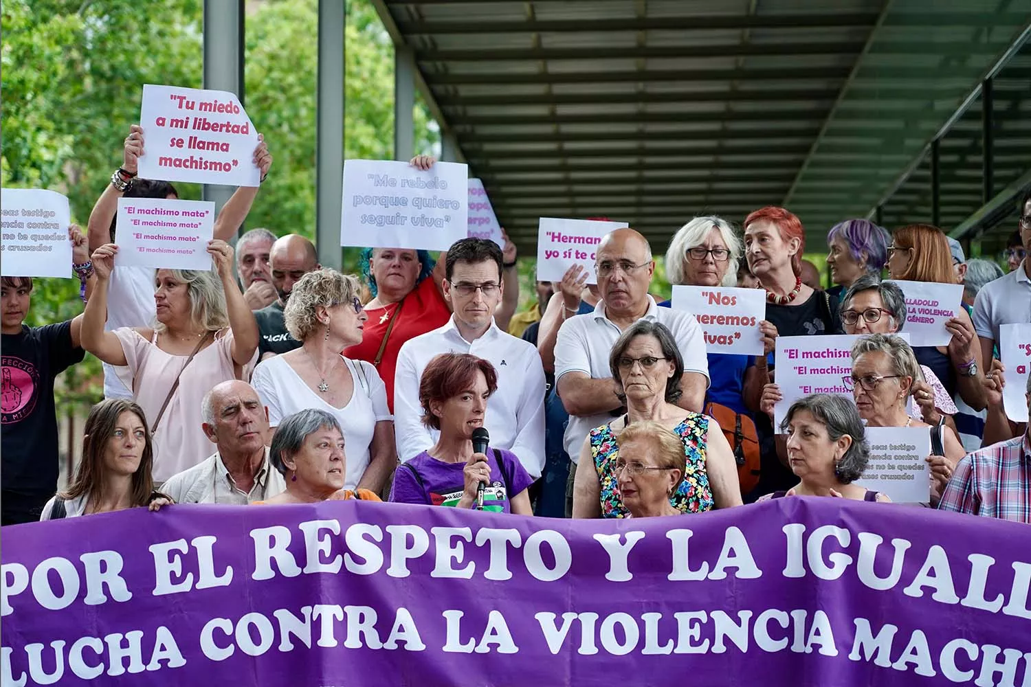 La Asociación de Asistencia a Victimas de Agresiones Sexuales y Malos Tratos (Adavasymt) llevó a cabo una concentración