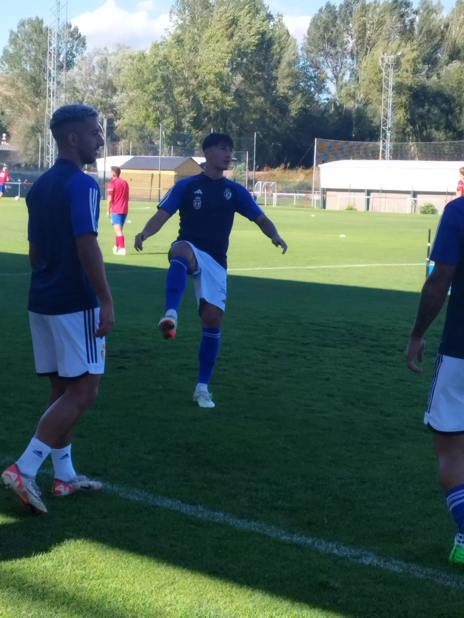 Oliver Jürgens, la sorpresa y el primer gol de la Ponferradina en Bembibre