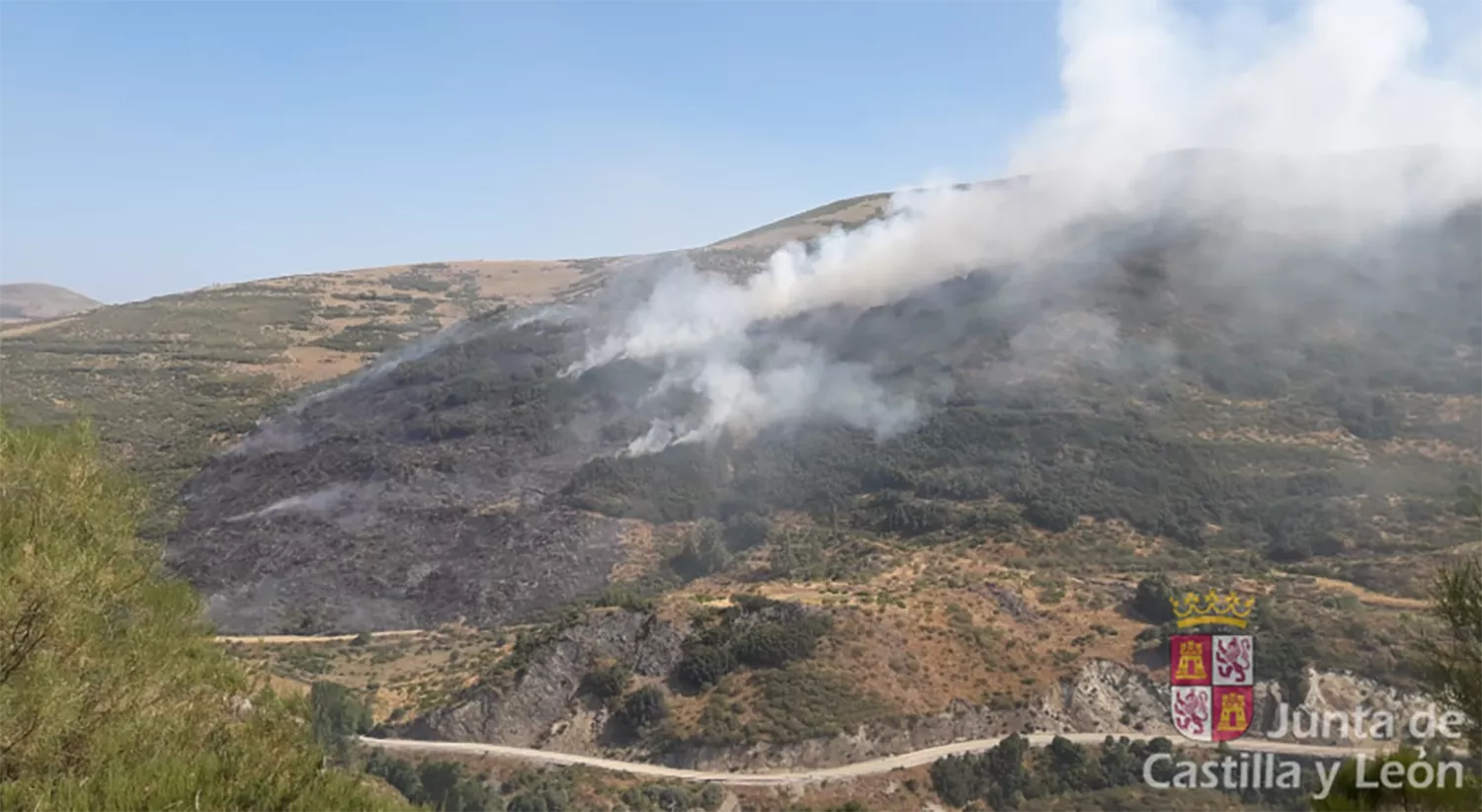 Declarado un incendio forestal de nivel 1 en Villablino (León) por posible afección a más de 30 hectáreas de arbolado