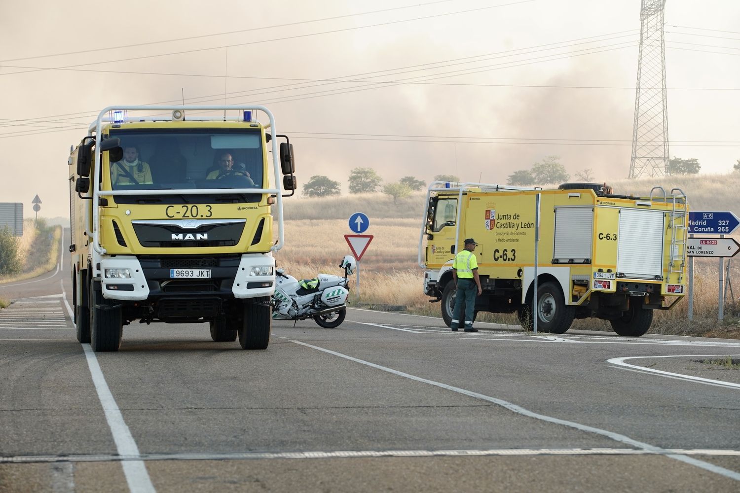 Incendio forestal de en Castrillo de los Polvazares (León) | Campillo / ICAL