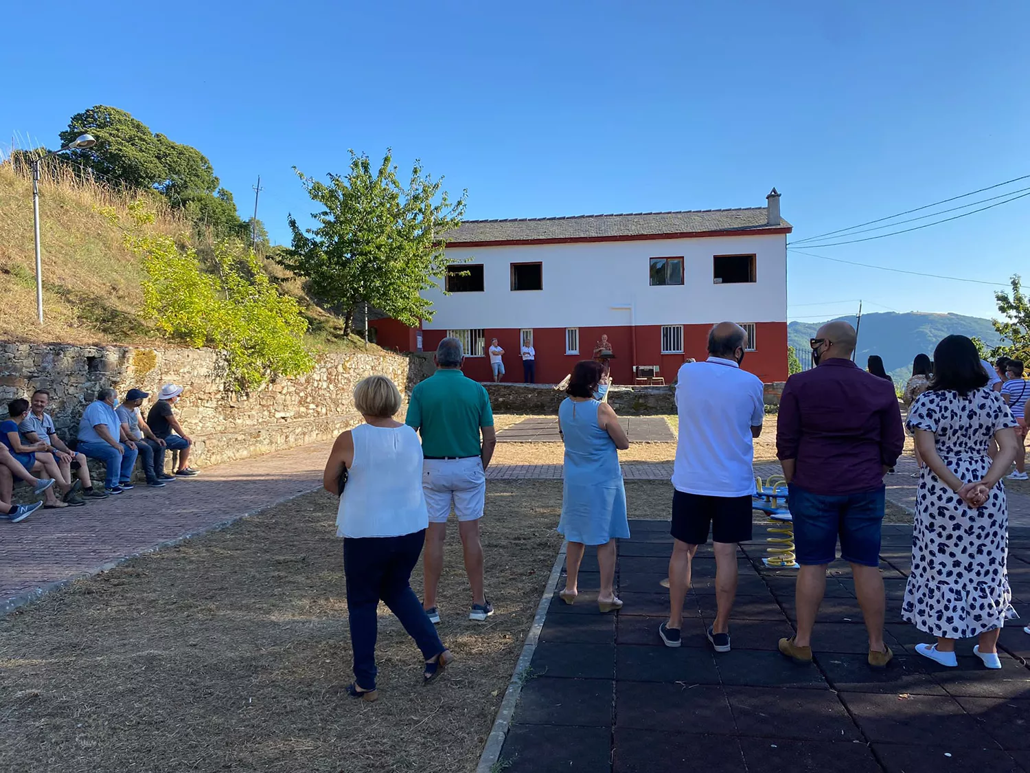 Inauguración de la biblioteca de Villamartín del Sil