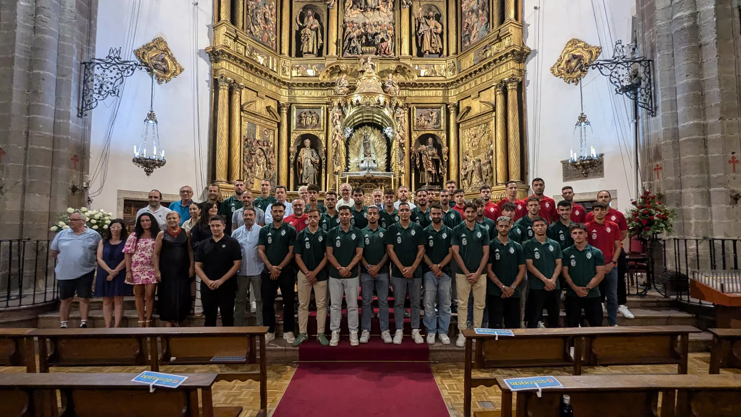 Ofrenda de la Ponferradina a la Virgen de La Encina (1)