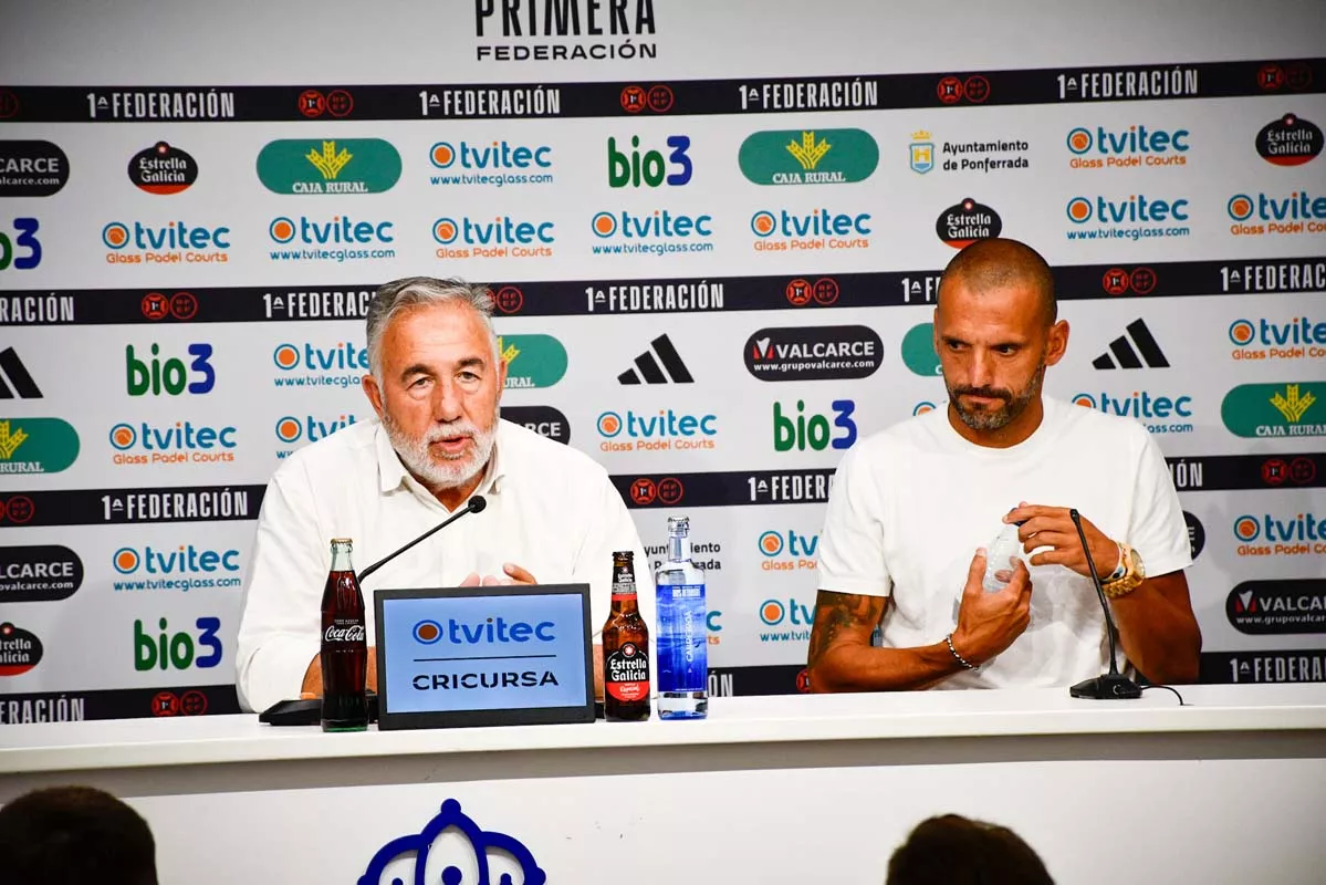 Despedida de Yuri como jugador de la Ponferradina