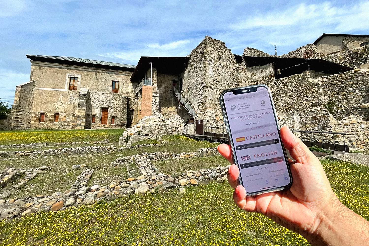 El Instituto Leonés de Cultura dota al monasterio de Santa María de Carracedo de un sistema de audioguía para todo el recinto (3)