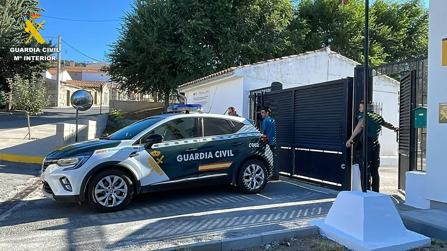 La Guardia Civil de Ávila recupera una obra de arte del siglo XVIII valorada en 15.000 euros y detiene a su presunto autor