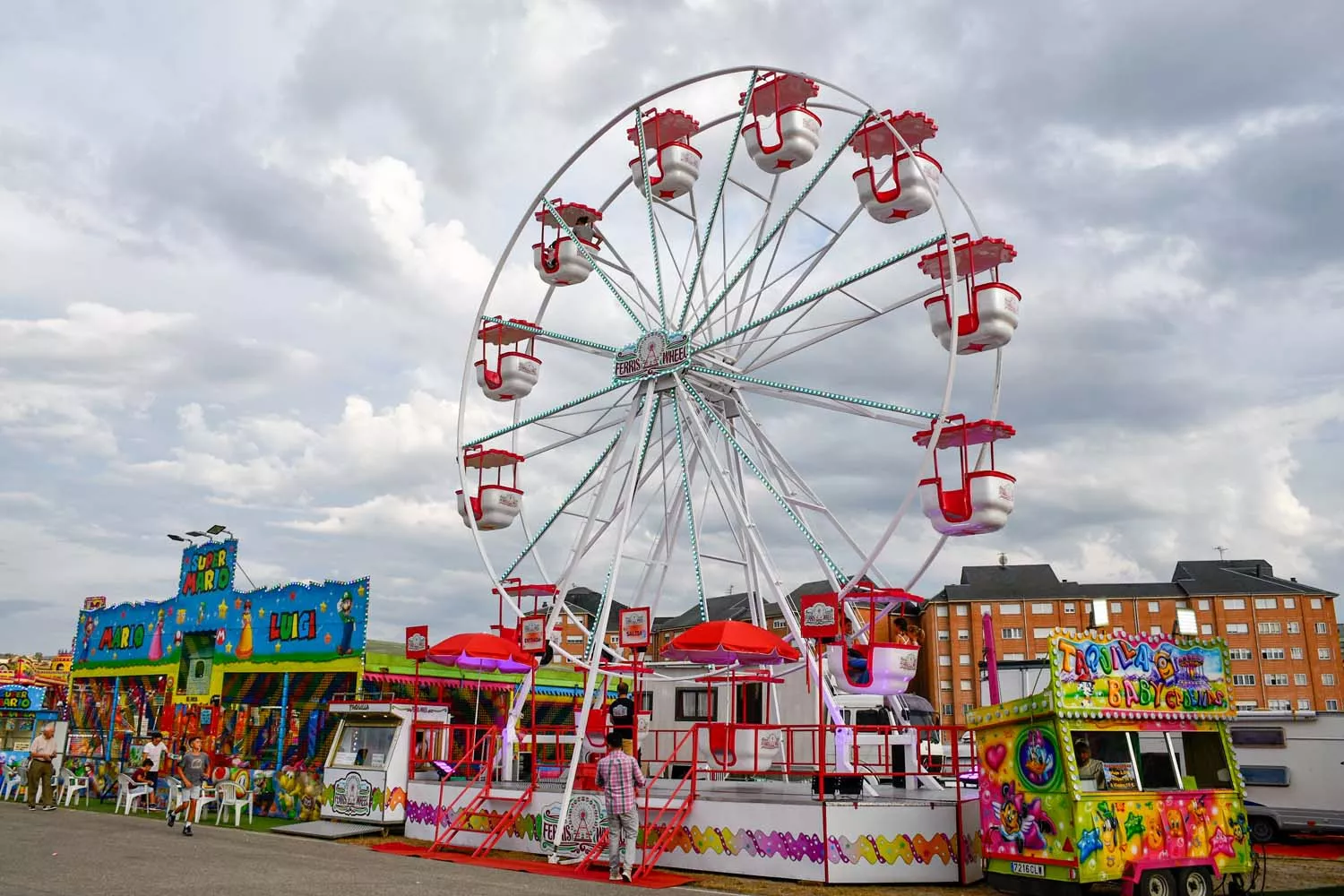 Inauguración del recinto ferial en las fiestas de La Encina de Ponferrada (6)