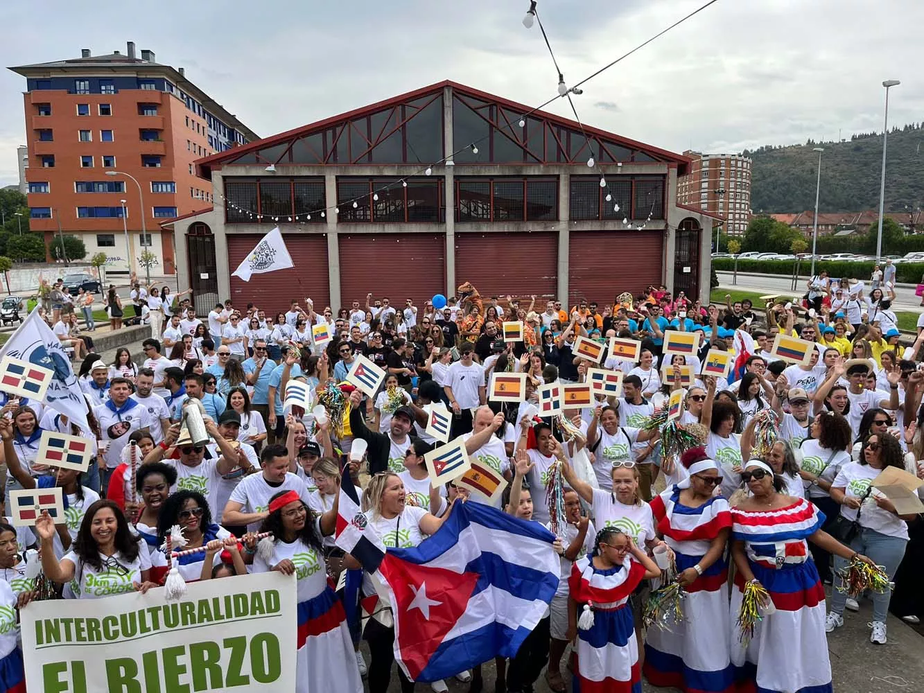 Primera concentración de peñas en las Fiestas de La Encina de Ponferrada (9)