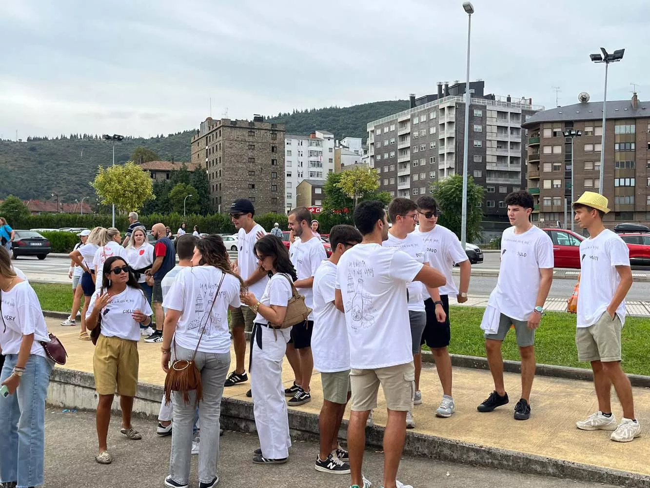 Primera concentración de peñas en las Fiestas de La Encina de Ponferrada (28)