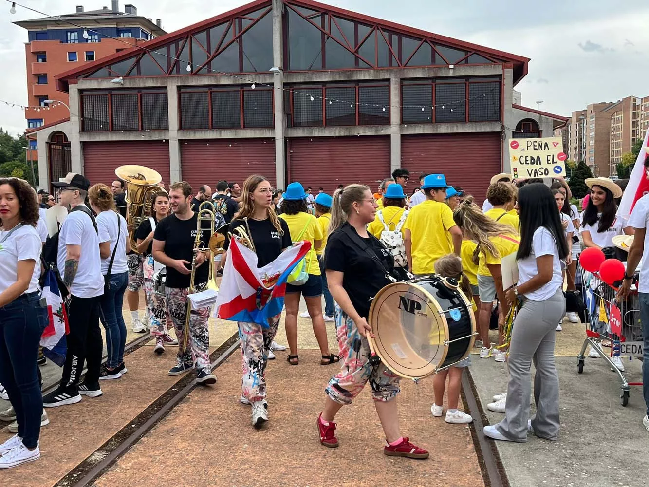 Primera concentración de peñas en las Fiestas de La Encina de Ponferrada (22)