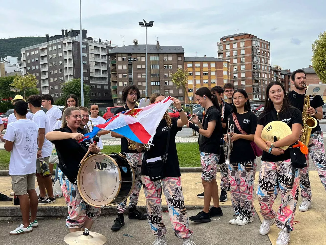 Primera concentración de peñas en las Fiestas de La Encina de Ponferrada (21)