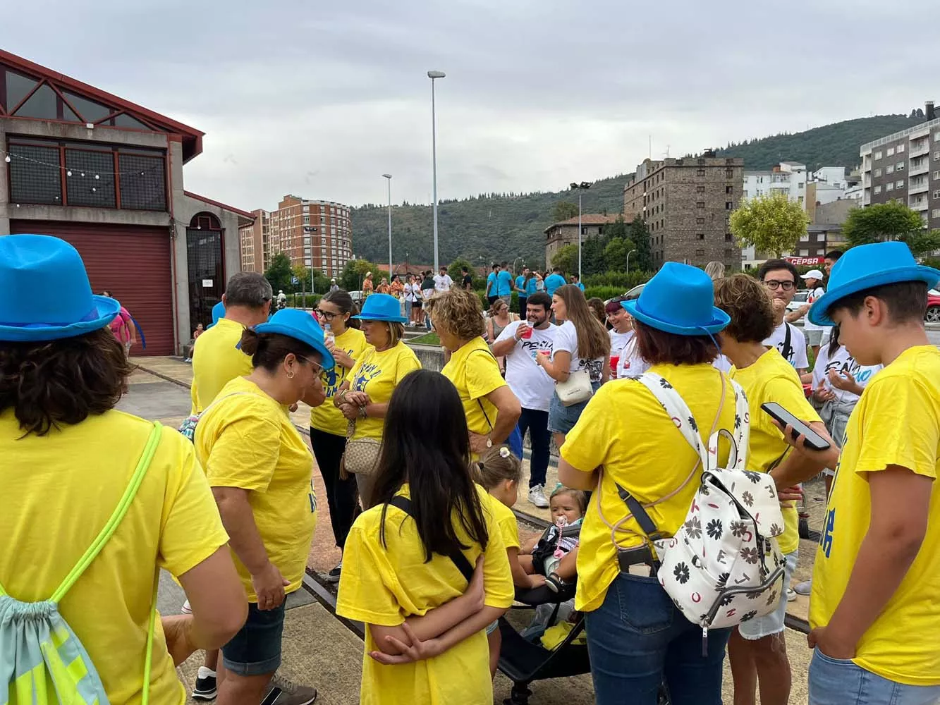 Imagen de la primera concentración de peñas en las Fiestas de La Encina de Ponferrada (19)