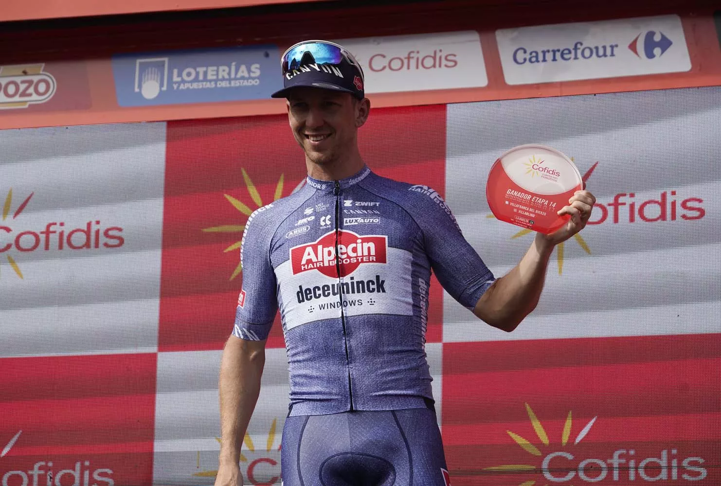 Kaden Groves, ganador de la décimo cuarta etapa de la Vuelta a España entre las localidades de Villafranca del Bierzo y Villablino (3)