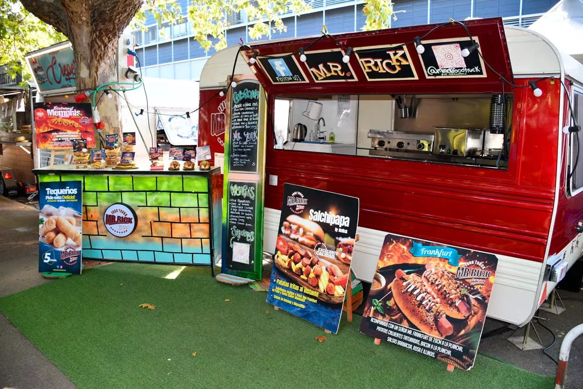 Inauguración de los Food Trucks de La Encina 2024