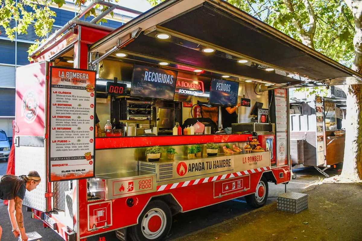 Inauguración de los Food Trucks de La Encina 2024