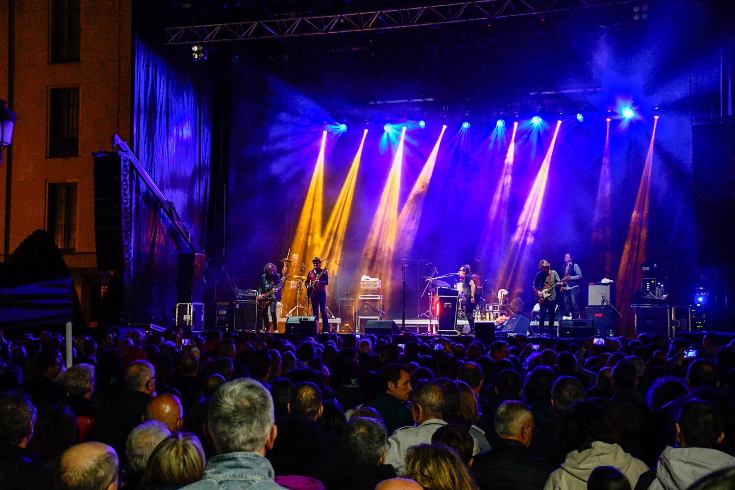 Burning y La Frontera 'traen' el rock más español a las Fiestas de La Encina de Ponferrada